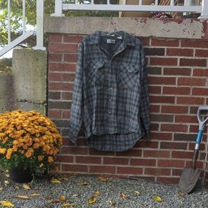 Casual Gray Plaid Button-Down Shirt